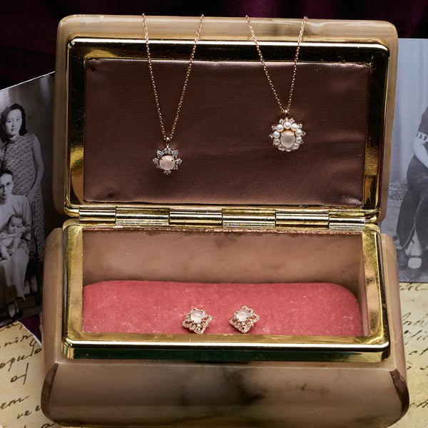 Warisan Sakura Necklace (18KT)